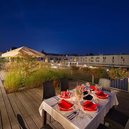 Ea Hotel Tereziansky Dvur Hradec Králové Exterior foto