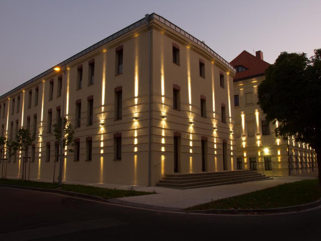 Ea Hotel Tereziansky Dvur Hradec Králové Exterior foto