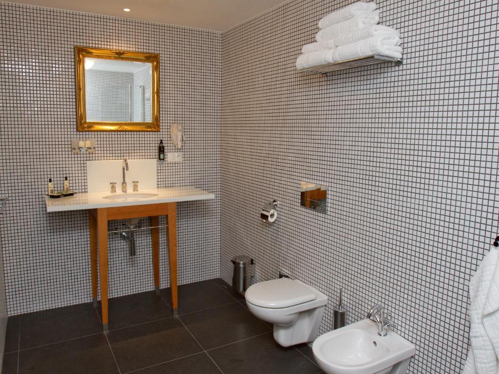Ea Hotel Tereziansky Dvur Hradec Králové Exterior foto